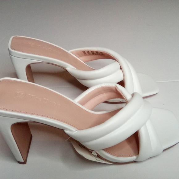 The Drop Ava Criss Cross White Women's Heeled Sandals, Sz. 7.5 - Picture 7 of 10